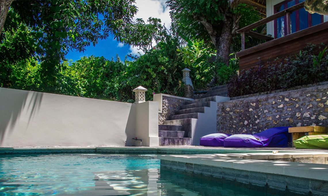 Infinity pool and sun deck in Twin Island Villas
